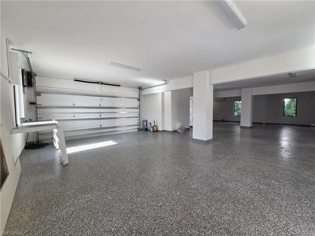 231 1st ST-46