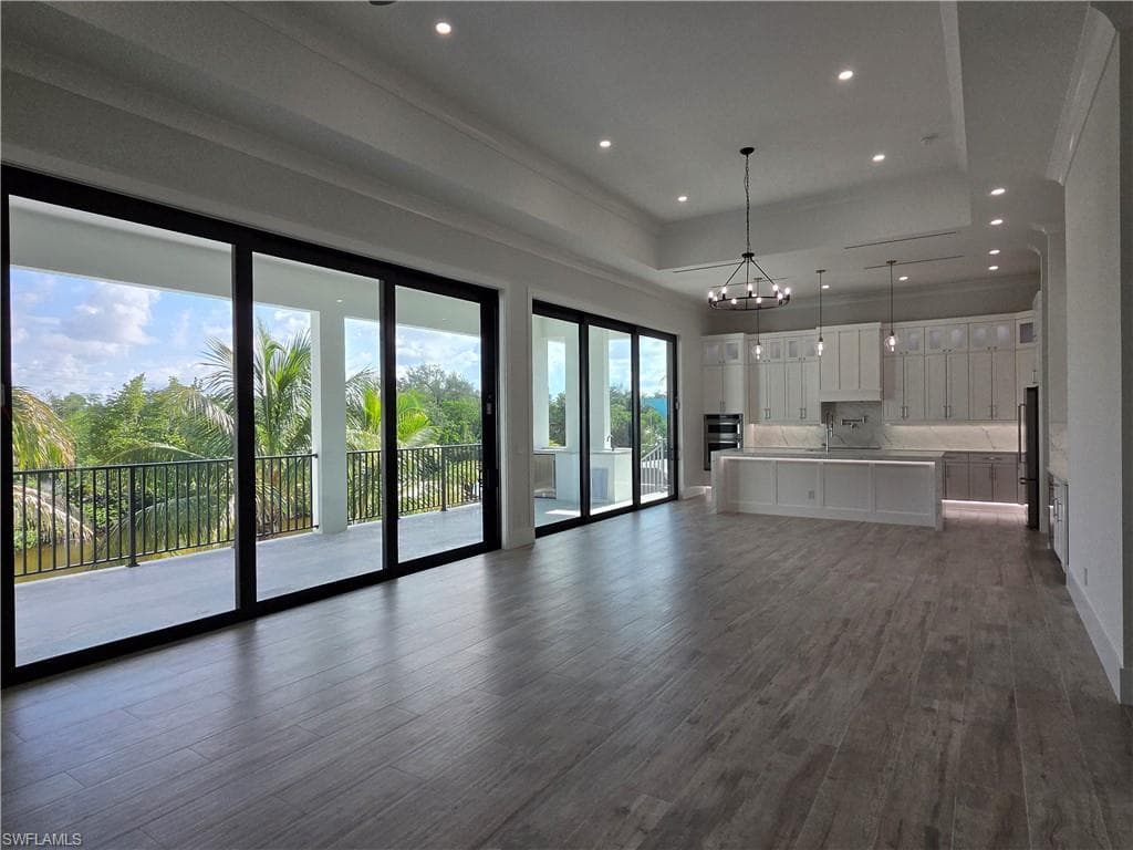 231 1st ST-22