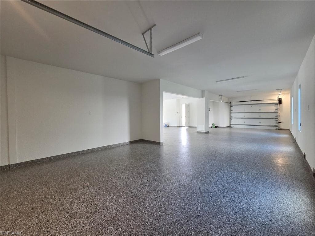 231 1st ST-49