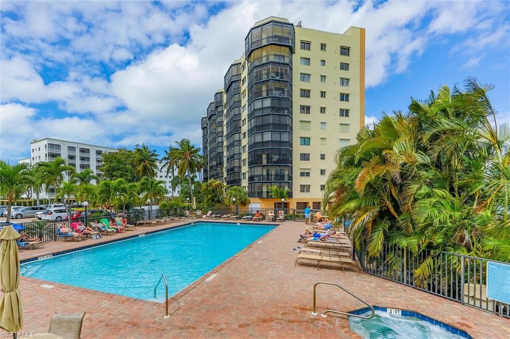 4263 Bay Beach LN 111-17