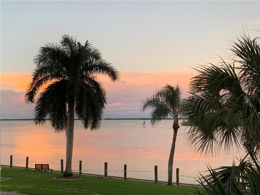 4263 Bay Beach LN 111-3