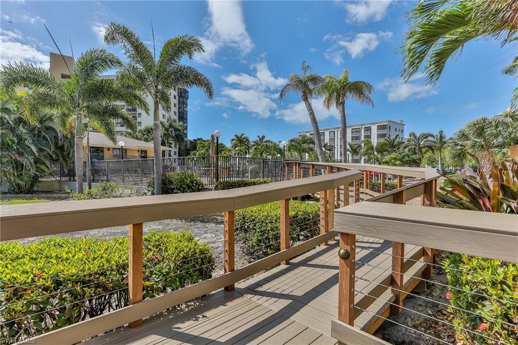 4263 Bay Beach LN 111-19