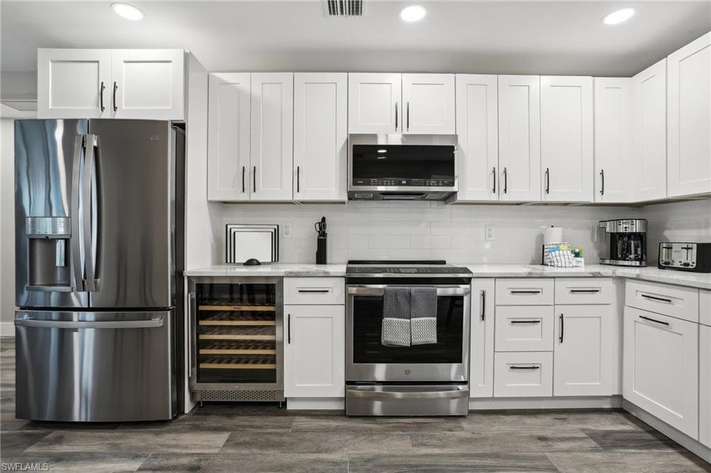 267 Flamingo ST-13