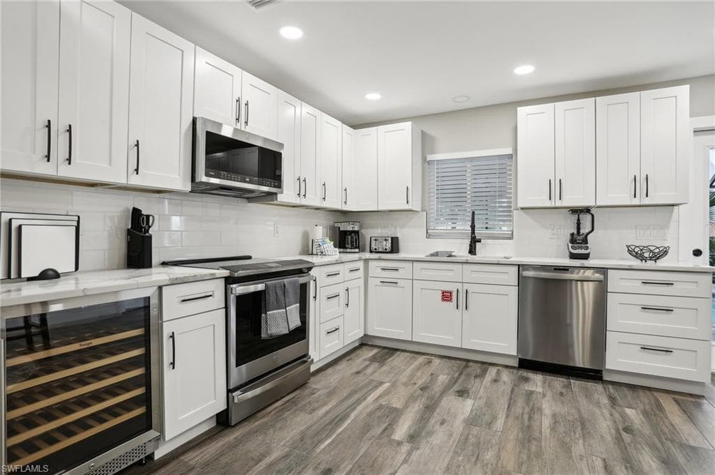267 Flamingo ST-12