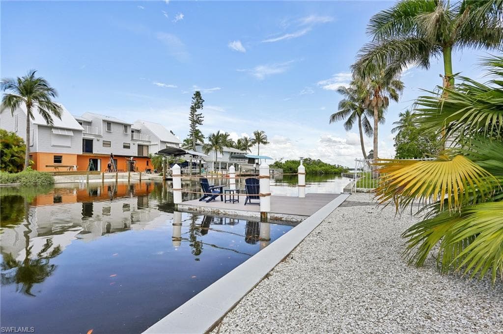 267 Flamingo ST-28