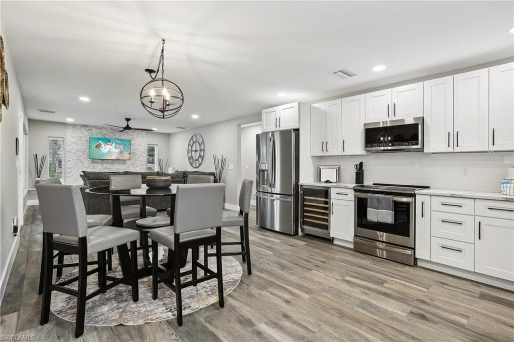 267 Flamingo ST-10