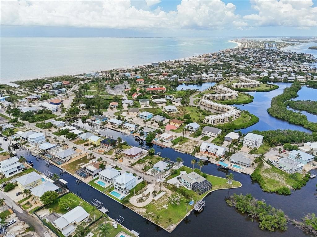 267 Flamingo ST-49