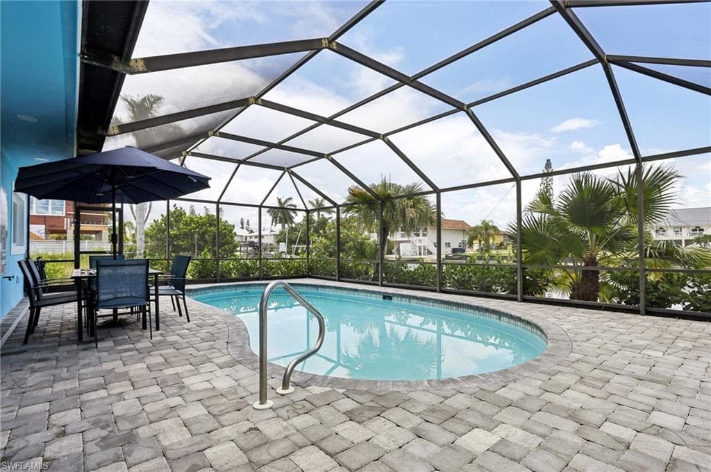 267 Flamingo ST-31