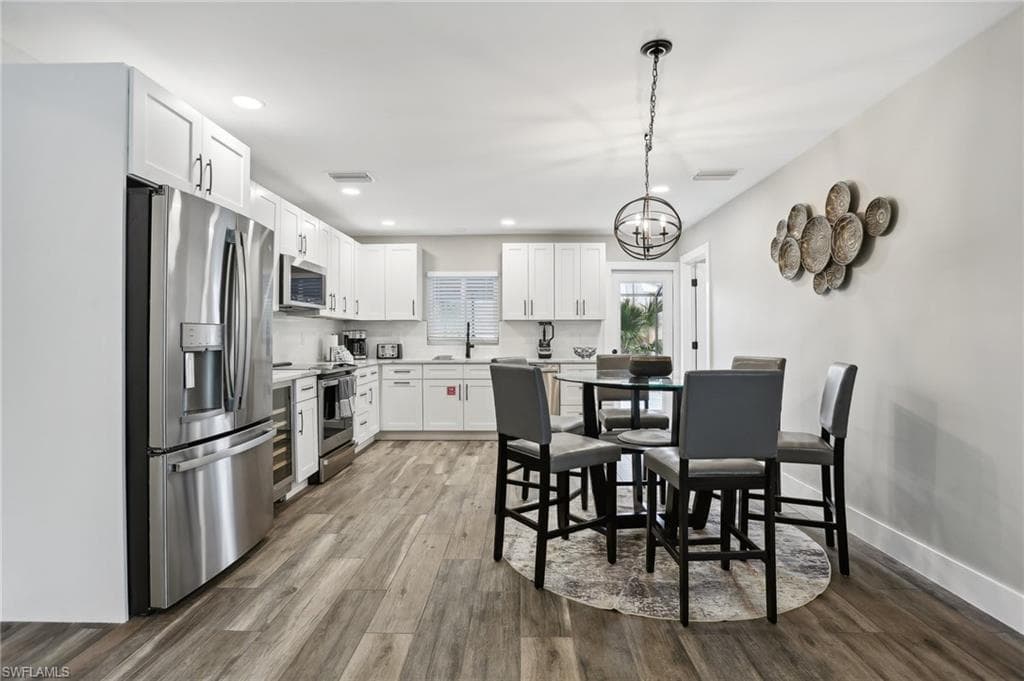 267 Flamingo ST-8