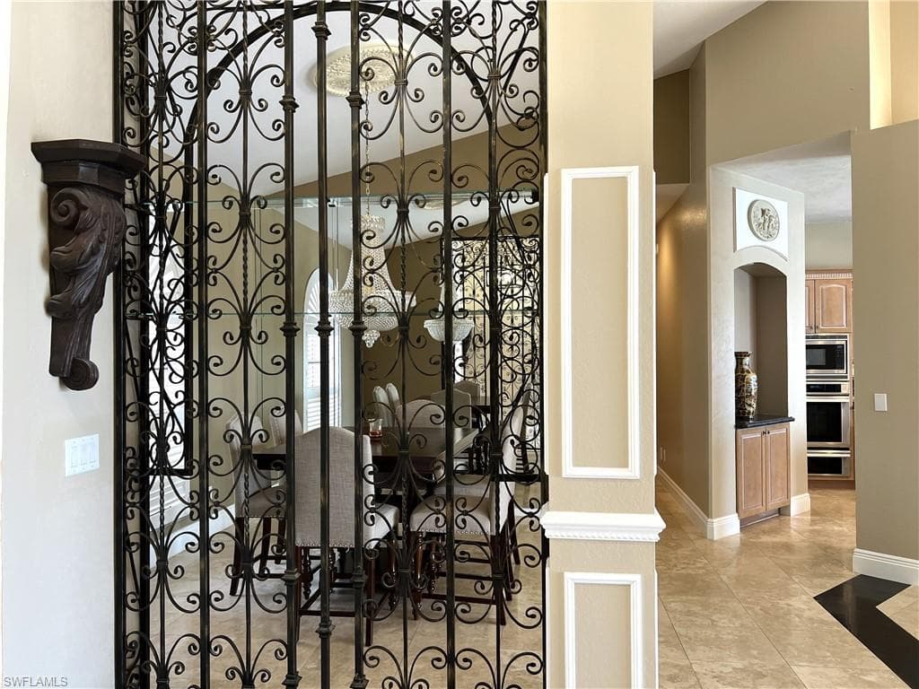 5460 Harborage DR-17