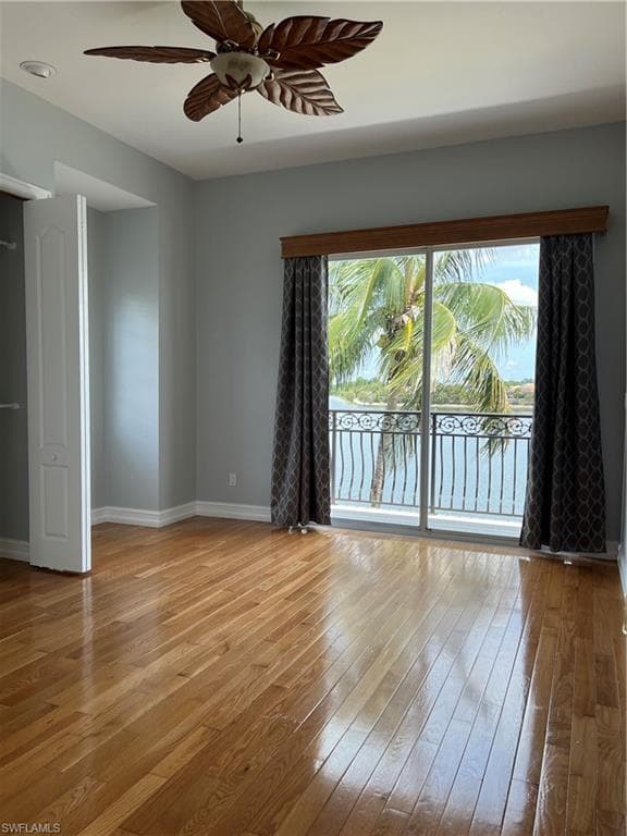 5460 Harborage DR-38