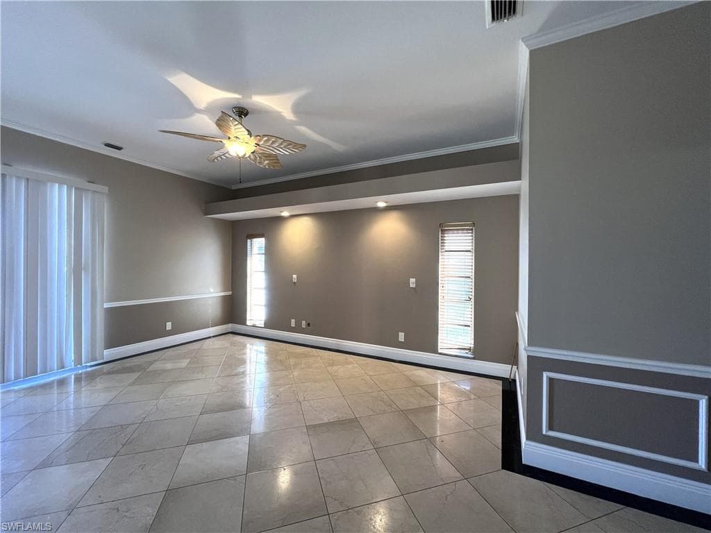 5460 Harborage DR-45
