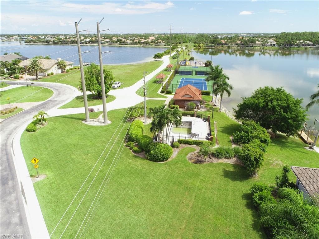 5460 Harborage DR-50