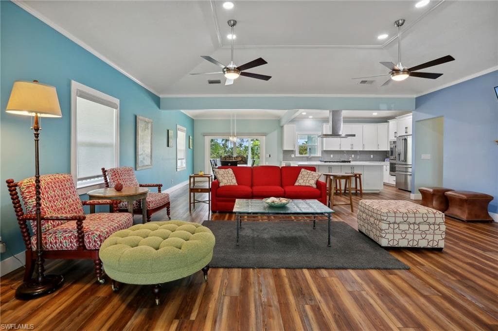 8335 Main ST-17