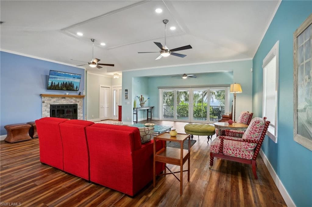 8335 Main ST-16