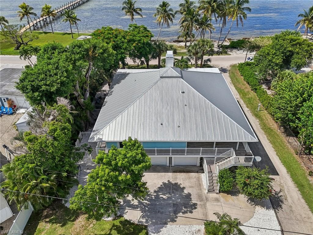 8335 Main ST-12