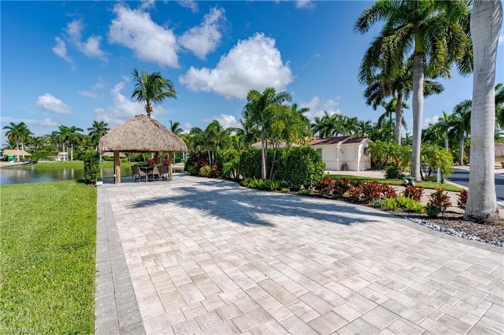 13453 Ladyfish LN-32