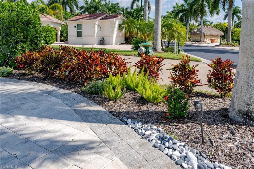 13453 Ladyfish LN-20