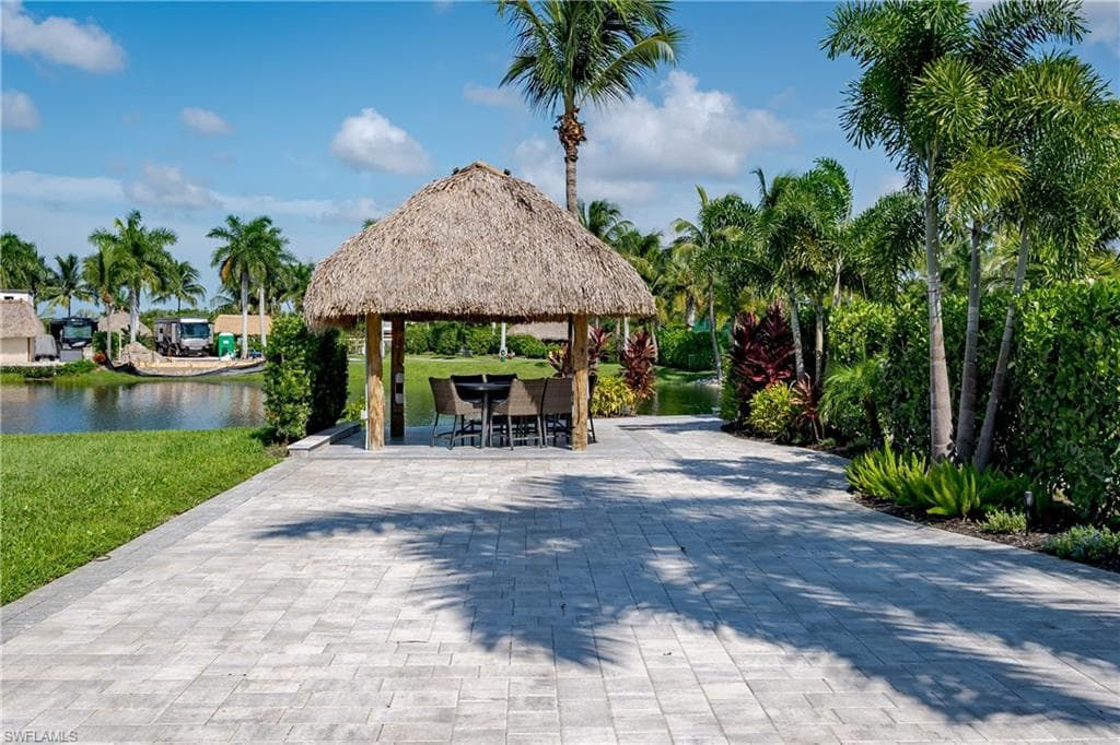 13453 Ladyfish LN-15