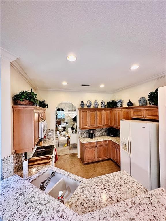 16152 Parque LN-11