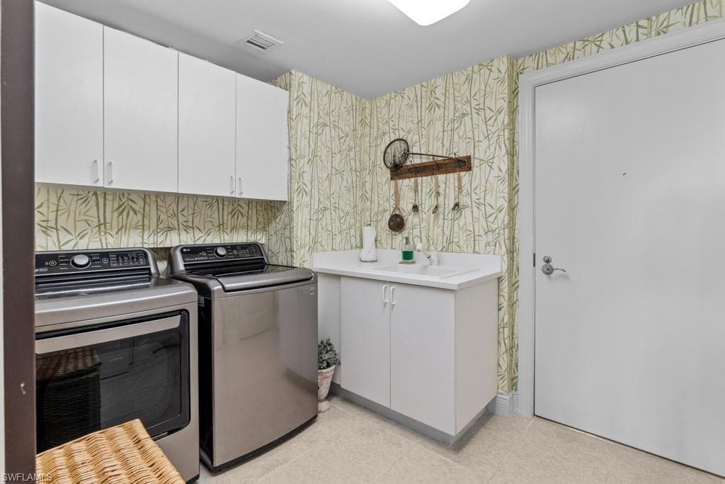 1060 Borghese LN 205-33