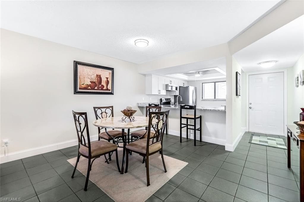 6324 Sugar Bush LN B-15