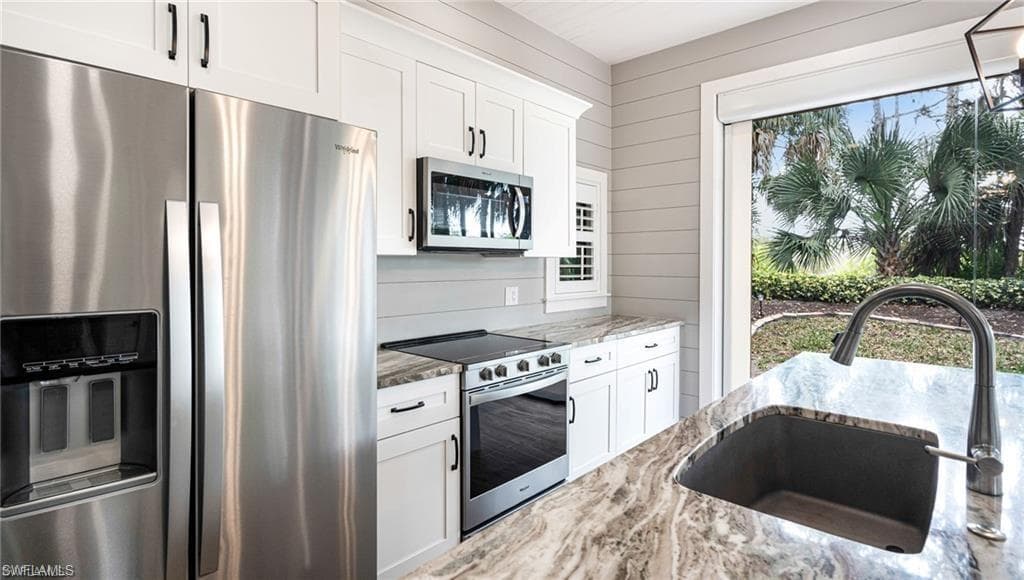 13666 Golden Palms CIR-11
