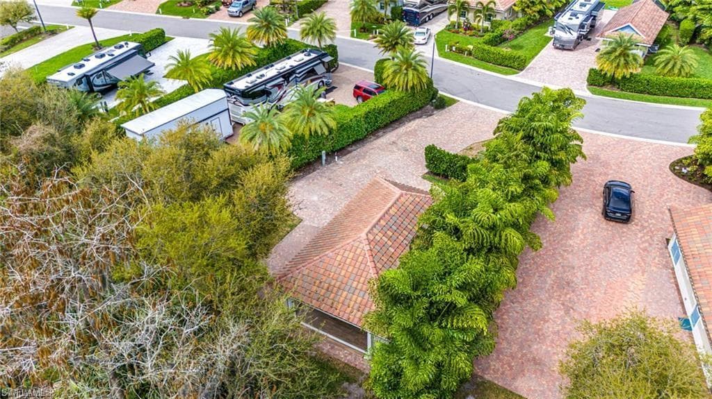 13666 Golden Palms CIR-19