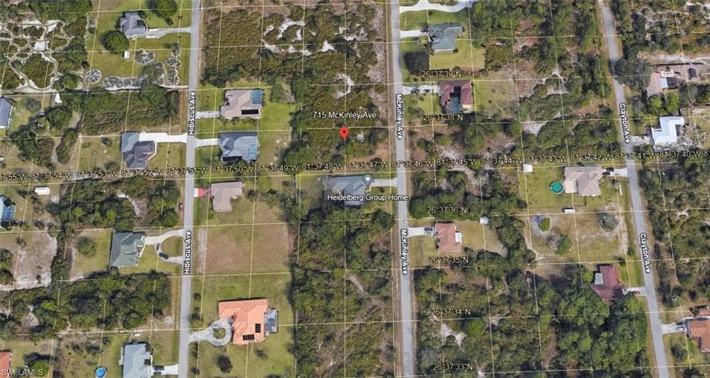 715 MCKINLEY AVE-5