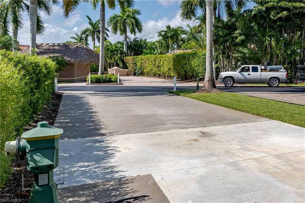 13611 Snook CIR-30