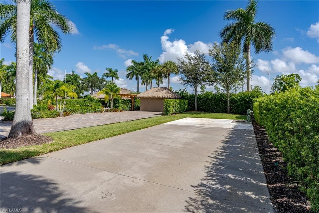 13611 Snook CIR-8