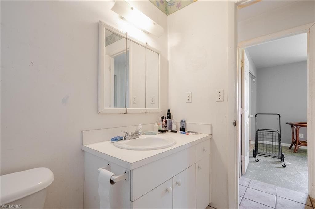 1208 Barnsdale ST-27