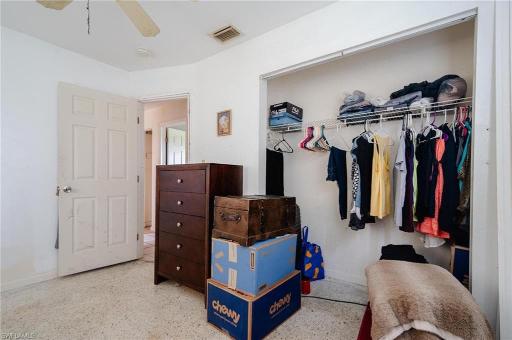 1208 Barnsdale ST-11