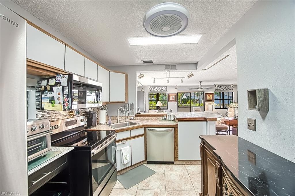 9626 Windsor Club CIR-11