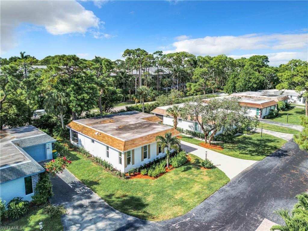 375 CARNABY CT 54-6