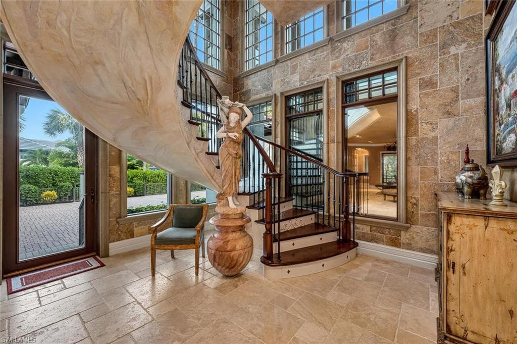 4453 Brynwood DR-24