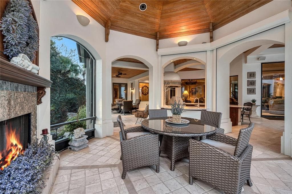 4453 Brynwood DR-40