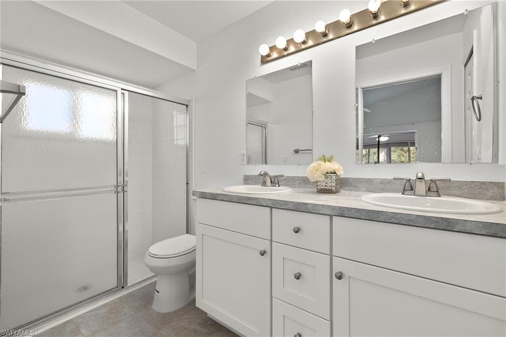 16801 Sanibel Sunset CT 401-18