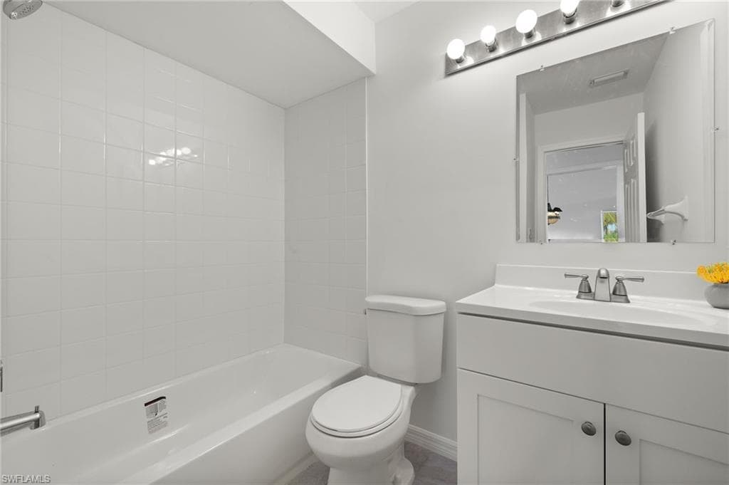16801 Sanibel Sunset CT 401-25