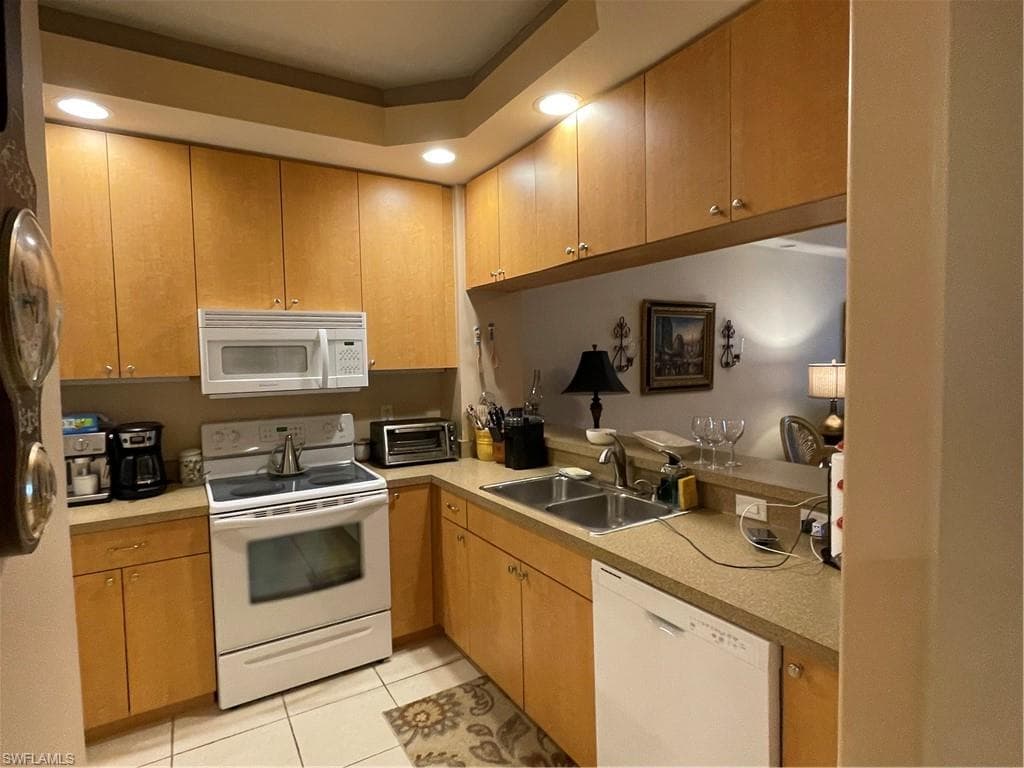 1105 Van Loon Commons CIR 303-9