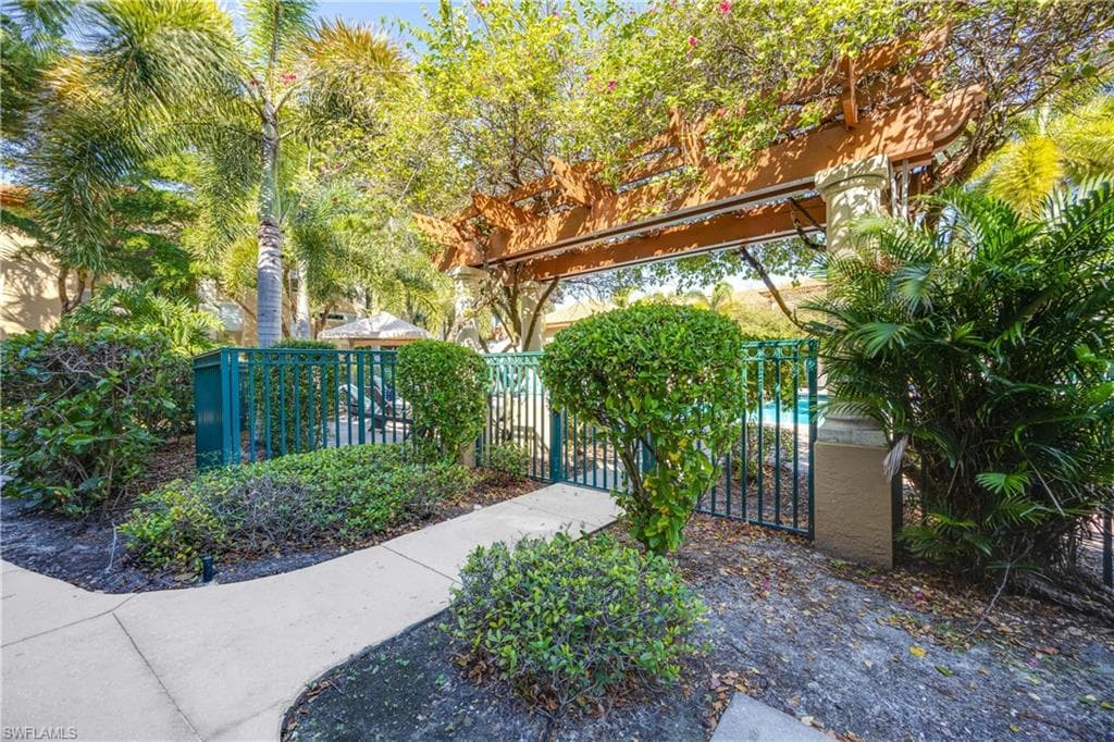 8870 Colonnades CT W 328-26