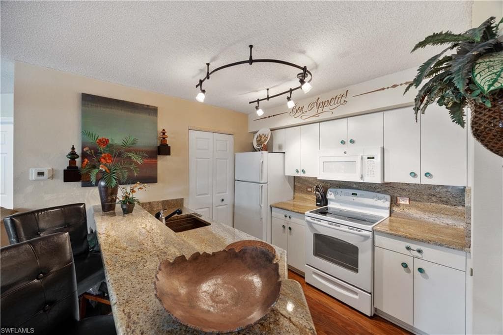 8870 Colonnades CT W 328-9