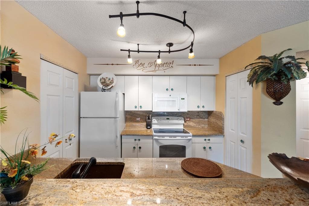 8870 Colonnades CT W 328-10