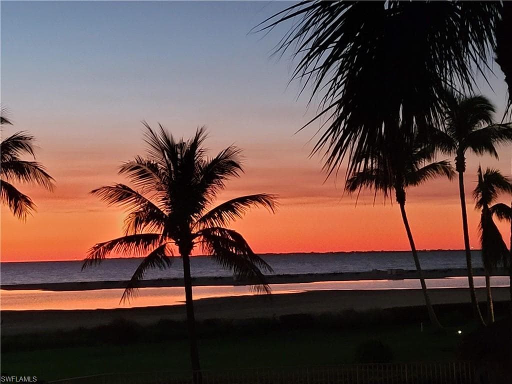 6672 Estero BLVD A110-28