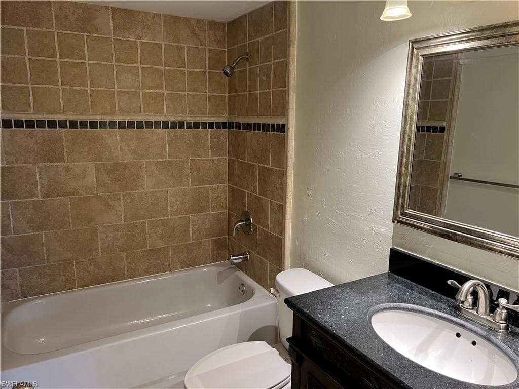 2828 Jackson ST E6-12