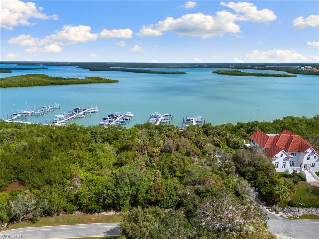1279 Blue Hill Creek DR-7