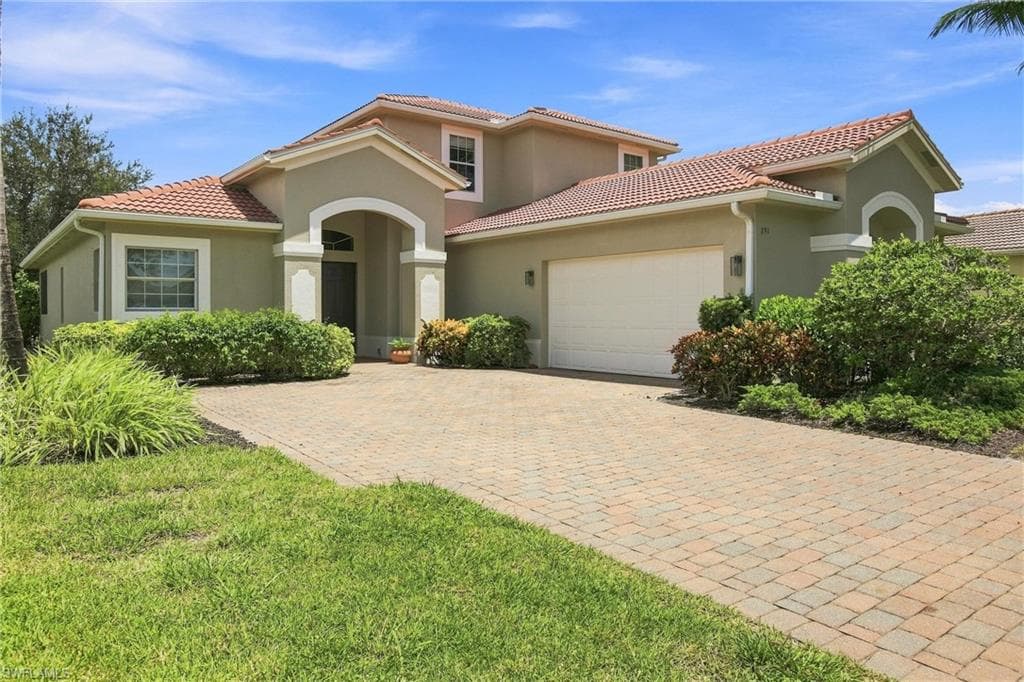 291 Saddlebrook LN-2