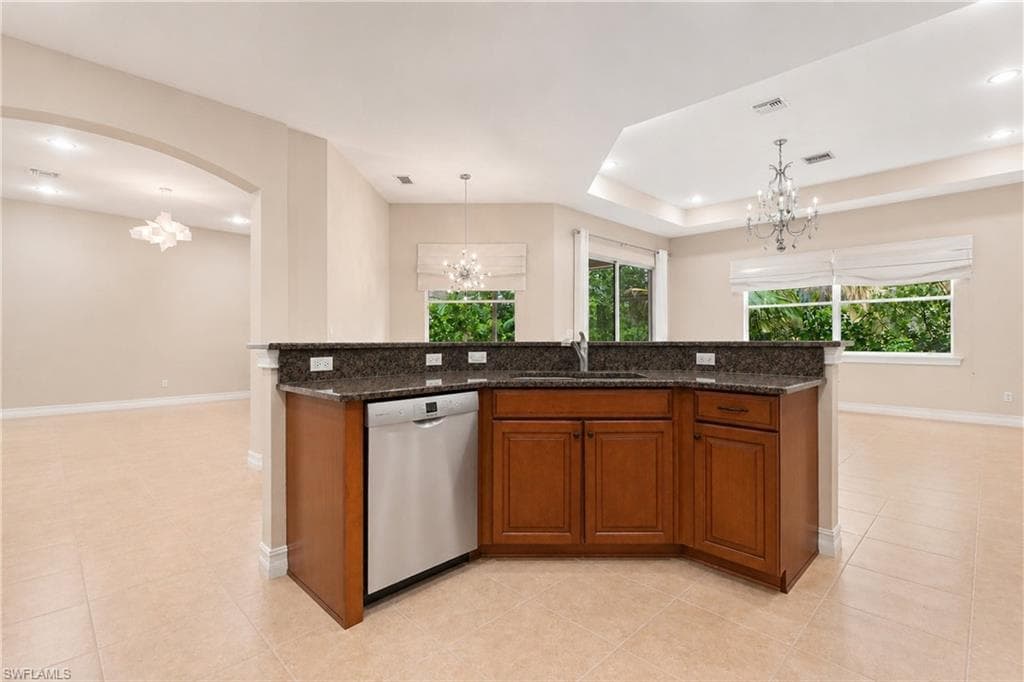 291 Saddlebrook LN-13