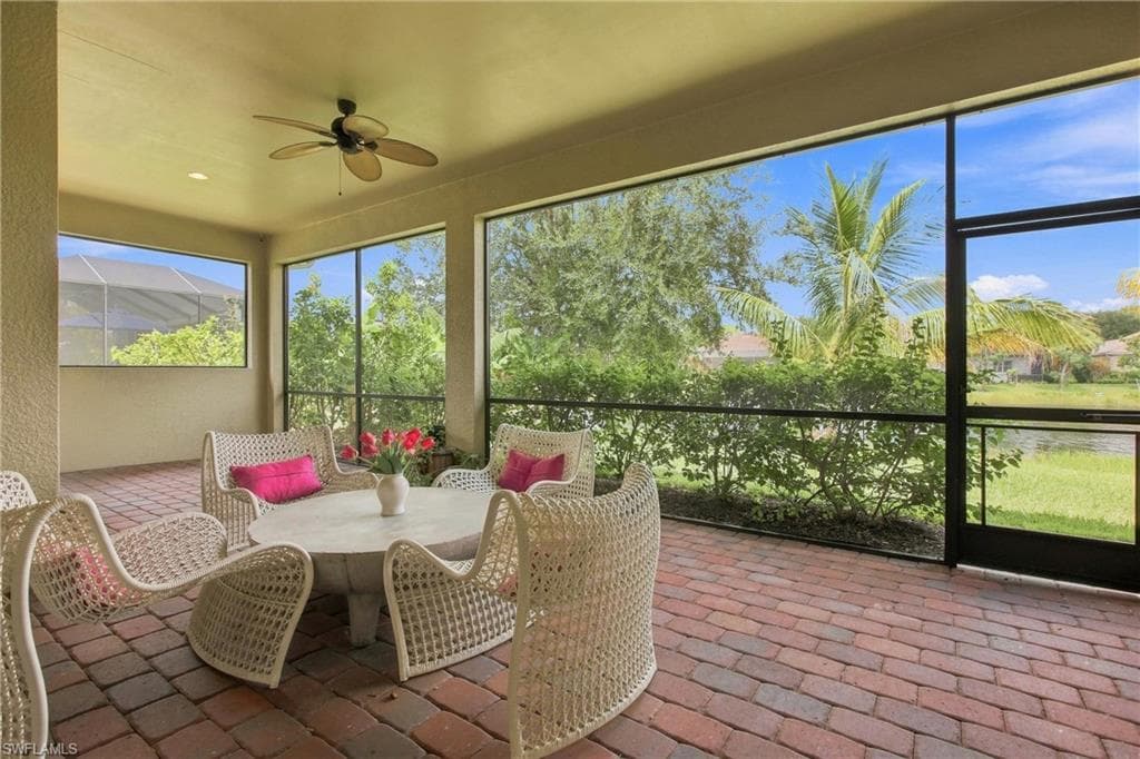 291 Saddlebrook LN-30