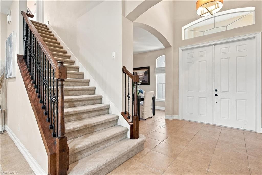291 Saddlebrook LN-4